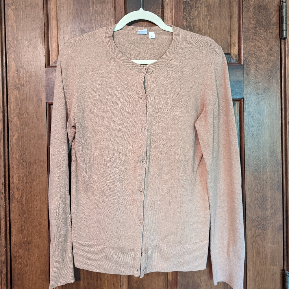 Gap cardigan